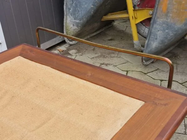 “GE19” daybed af teak med messingbøjler, Getama
