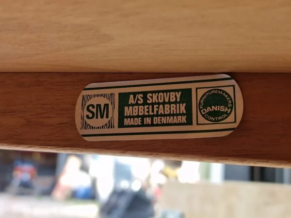 Skovby rundt spisebord i palisander
