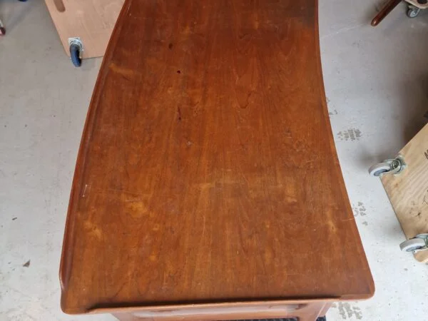 Svend Aage Madsen fritstående skrivebord i teak – Sigurd Hansens Møbelfabrik — billede 7