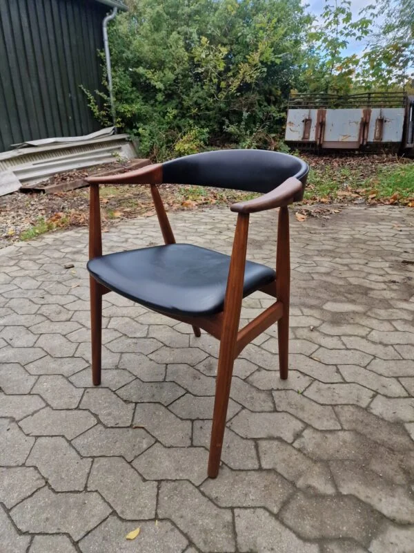 Th Harlev, Farstrup Th harlev