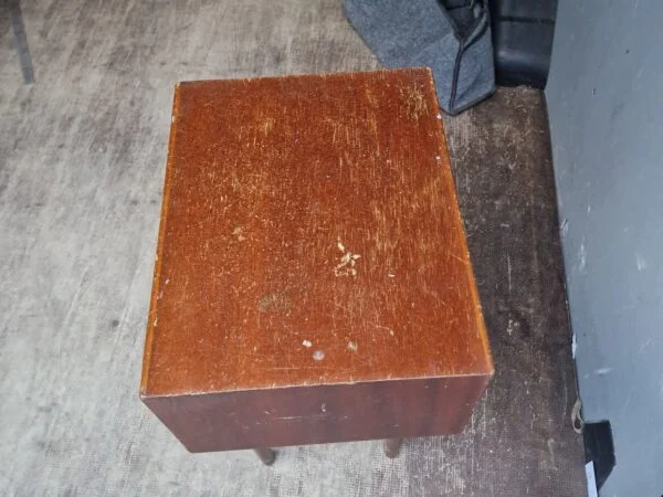 Smal NC kommode i lakeret teak — billede 6