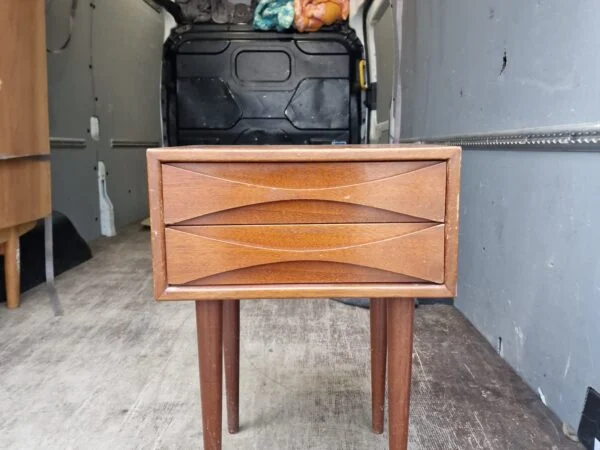 Smal NC kommode i lakeret teak — billede 10
