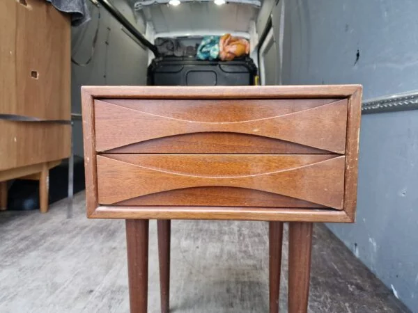Smal NC kommode i lakeret teak — billede 12