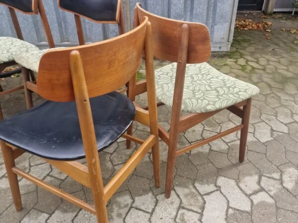 Sæt på seks spisestole af teaktræ, Danmark, 1950’erne, (6)