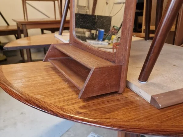 Spejl med hylde i teak