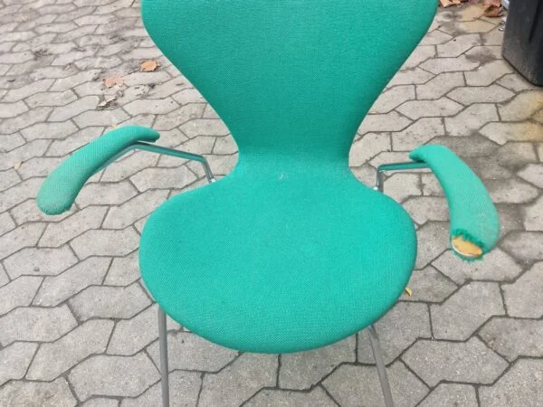 Fritz Hansen Arne Jacobsen Syver stol med armlæn, til ompolstring