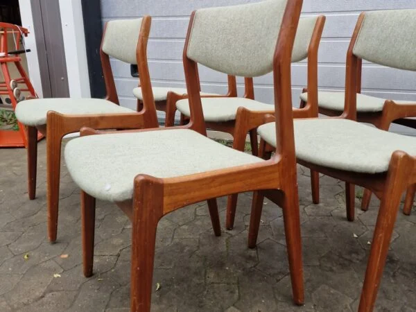8 spisestole i massiv teak, Sorø møbelfabrik