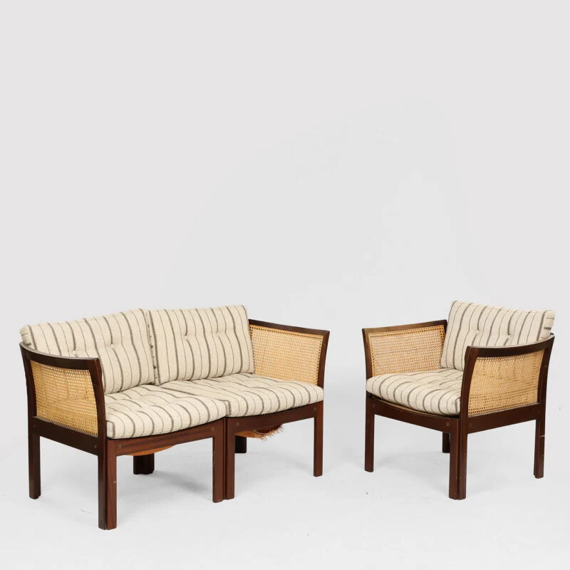 Illum Wikkelsø, CFC Silkeborg ILLUM WIKKELSO. To-pers. sofa samt lænestol af mahogni, ‘Model Plexus’. CFC Silkeborg, Danmark (2).