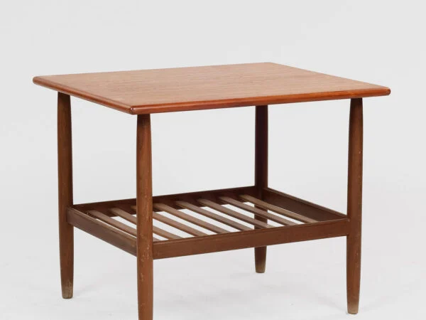 Sofabord af teak med underliggende hylde, dansk møbelproducent, Danmark, 1950/1960’erne.